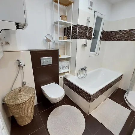 Apartament Center